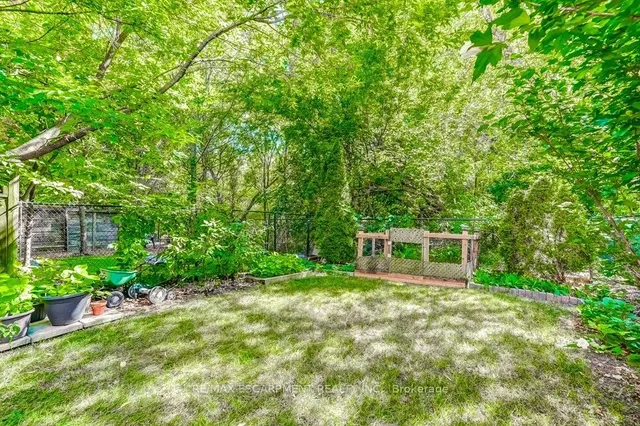 Additional image 32 of 4134 Medland Dr