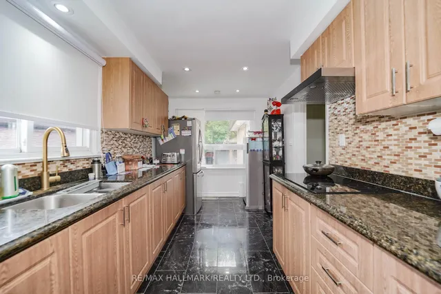 Additional image 24 of 16 Araman Dr