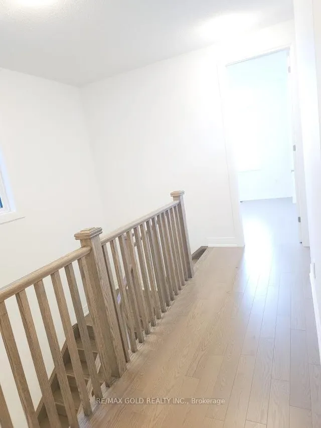 Additional image 15 of 1459 Whitock Ave