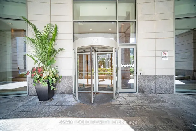 Additional image 4 of 2191 Yonge St Unit 901