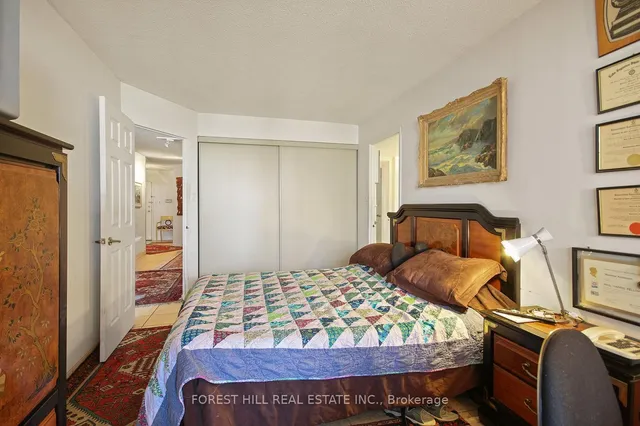 Additional image 20 of 130 Carlton St Unit 1101