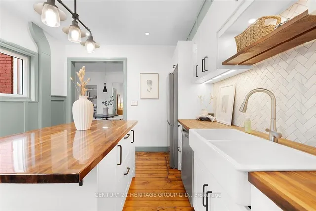 Additional image 16 of 40 Emerald St