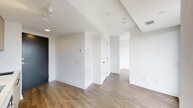 Additional image 9 of 5 Lakeview Ave Unit 703