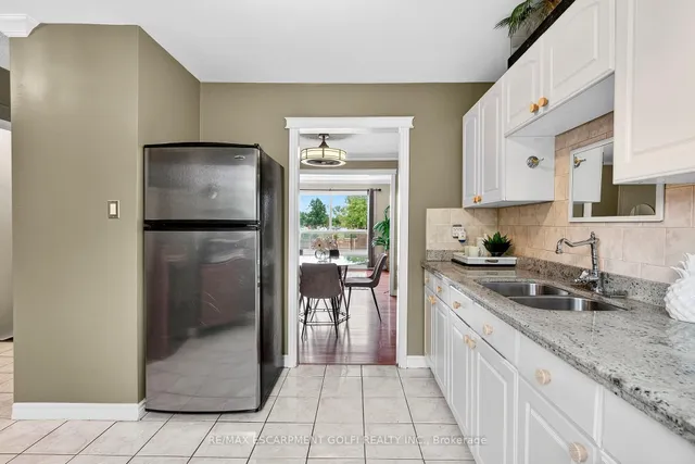 Additional image 6 of 75 Berkindale Dr Unit 95