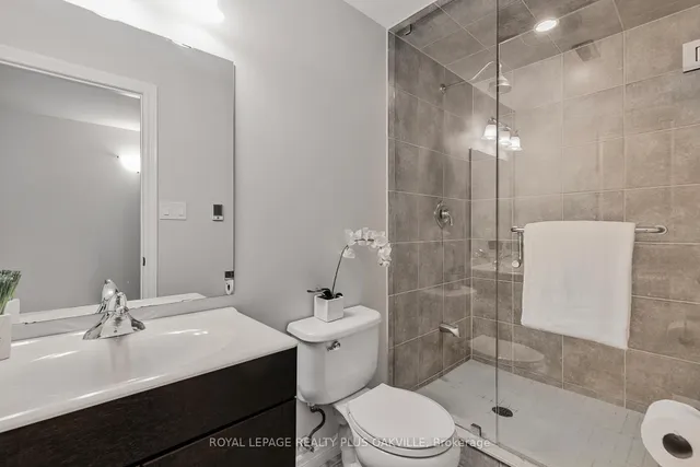 Additional image 39 of 2997 Glover Lane Unit 19