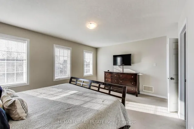 Additional image 18 of 74 Bradley Ave