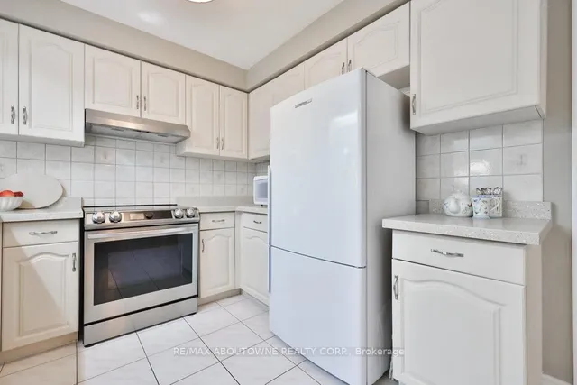 Additional image 14 of 542 Hambling Crt