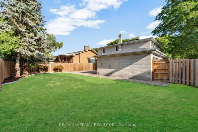 Additional image 46 of 263 Upper Highland Cres