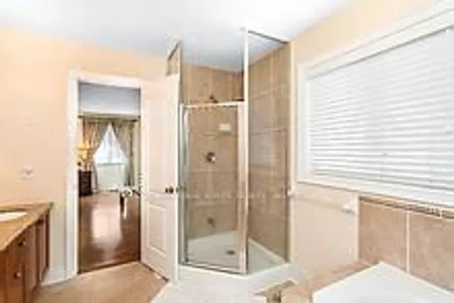 Additional image 29 of 36 Valleyridge Cres