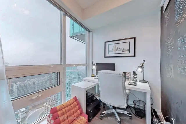 Additional image 12 of 150 East Liberty St Unit 2813