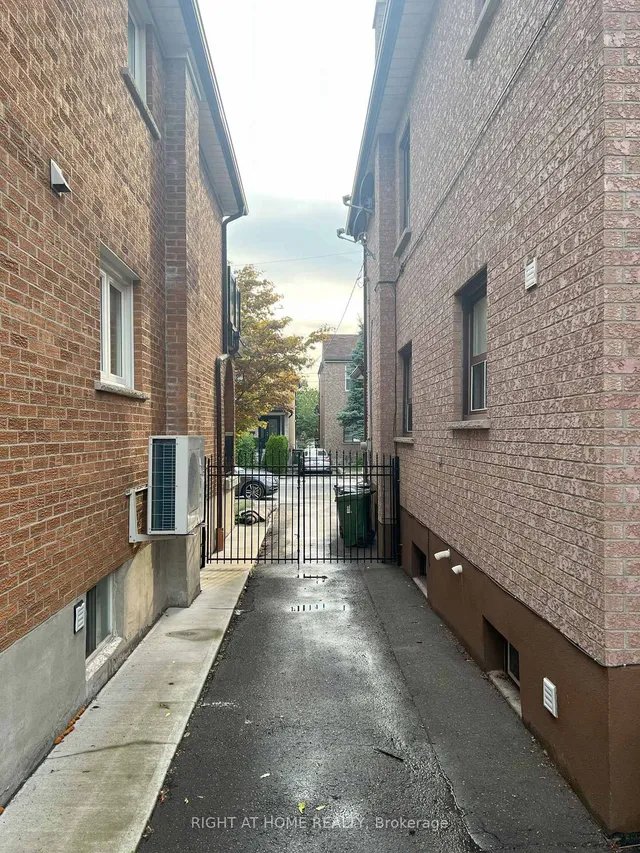 Additional image 15 of 195 Rosethorn Ave