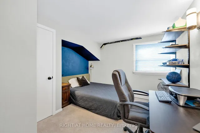 Additional image 27 of 655 Gayne Blvd