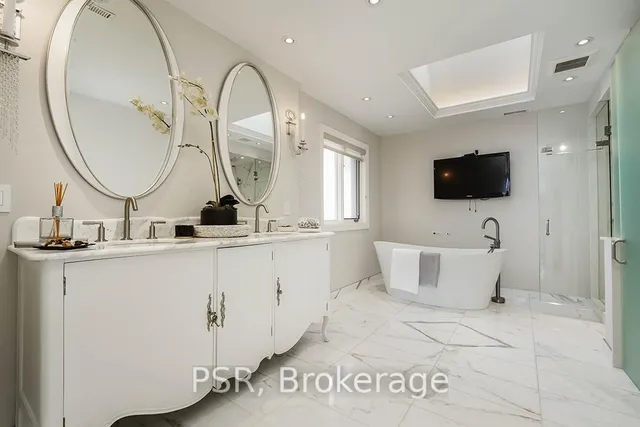 Additional image 22 of 149 Dunvegan Rd