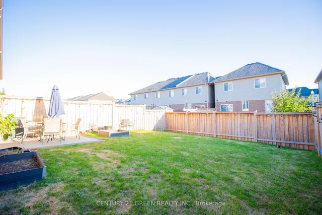 Additional image 42 of 58 Pinot Cres