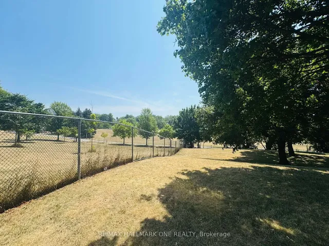 Additional image 37 of 45 Sunrise Ave Unit 904