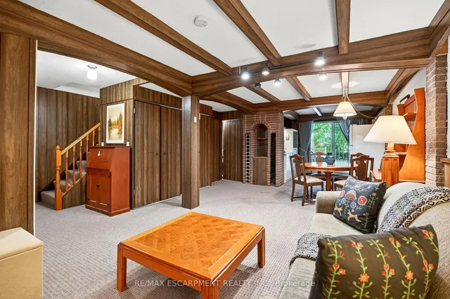 Additional image 36 of 1552 Kerns Rd Unit 4