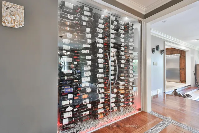 Additional image 36 of 24 School St