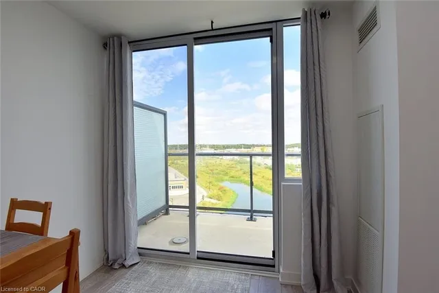 Additional image 6 of 3200 Dakota Common Unit B1006