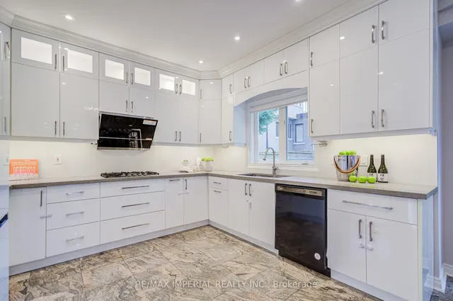 Additional image 21 of 206 Hollywood Ave