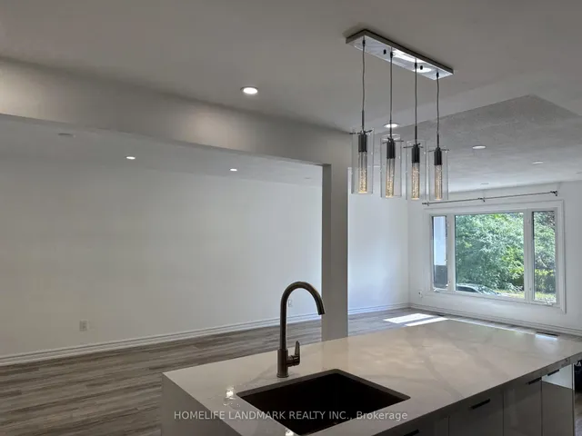 Additional image 18 of 104 Loganberry Cres