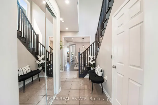 Additional image 5 of 953 Rigo Cross