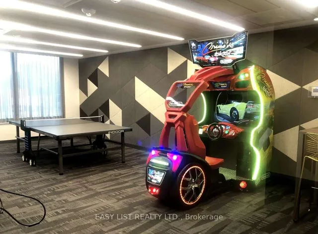 Additional image 19 of 52 Forest Manor Rd Unit 0207