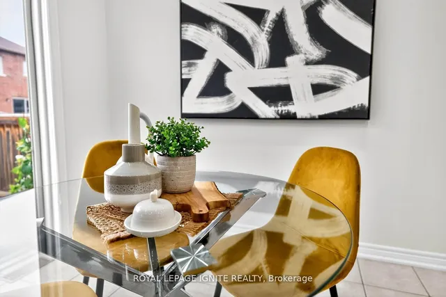 Additional image 15 of 24 Micarta Ave