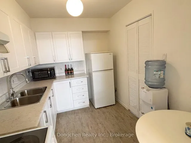 Additional image 13 of 2550 Pharmacy Ave Unit 1909