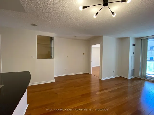 Additional image 6 of 801 Bay St Unit 902