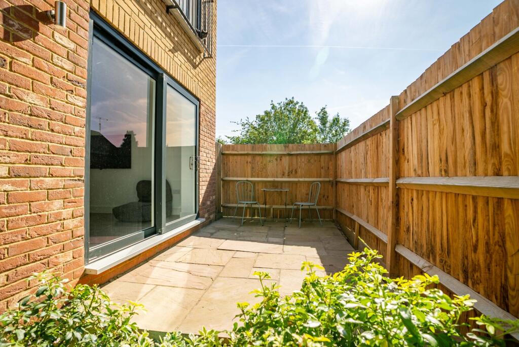 Additional image 6 of High Street, London Colney, St. Albans, Hertfordshire, AL2