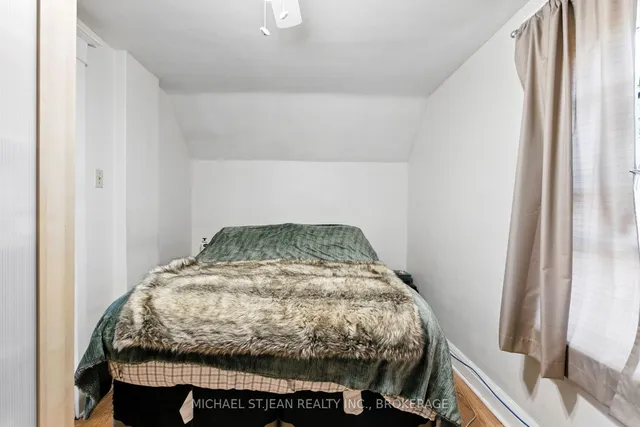 Additional image 21 of 98 Tuxedo Ave