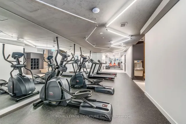 Additional image 32 of 2 Augusta Ave Unit 1003