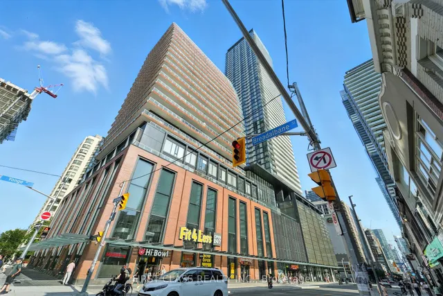 Additional image 29 of 501 Yonge St Unit 1802