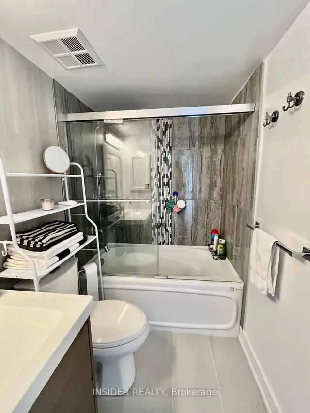 Additional image 20 of 2 Rean Dr Unit 1612