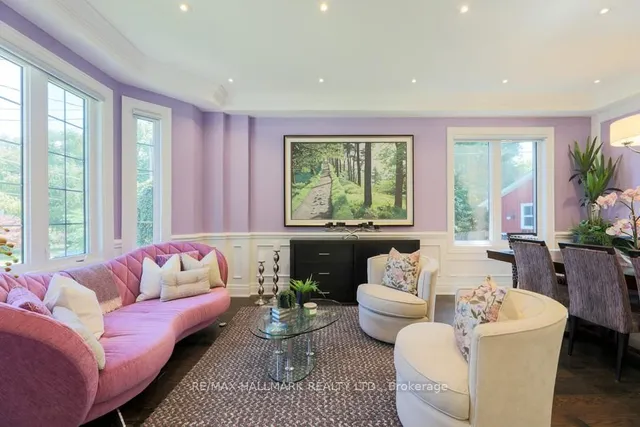 Additional image 3 of 44 Scarboro Cres