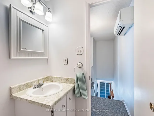 Additional image 36 of 20 Jasmine Sq