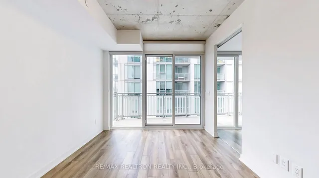 Additional image 10 of 45 Baseball Pl Unit 611