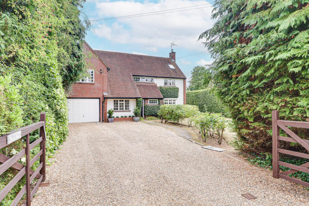 Additional image 26 of Chamberlaines, Harpenden, Hertfordshire, AL5