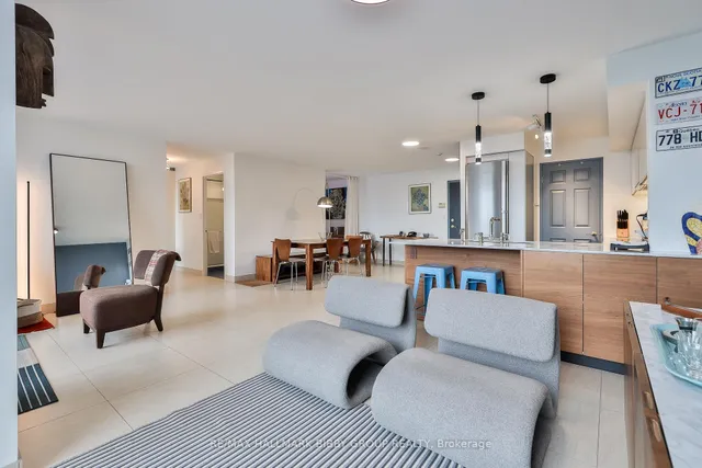 Additional image 6 of 230 King St Unit PH18