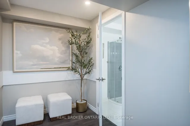 Additional image 34 of 90 Raymond Rd Unit 28