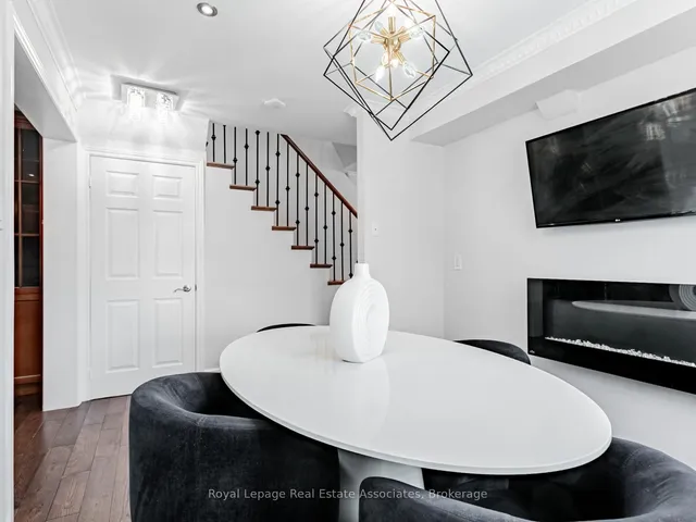 Additional image 4 of 35 Glenmanor Dr