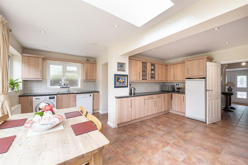 Additional image 5 of Aldwick Road, Harpenden