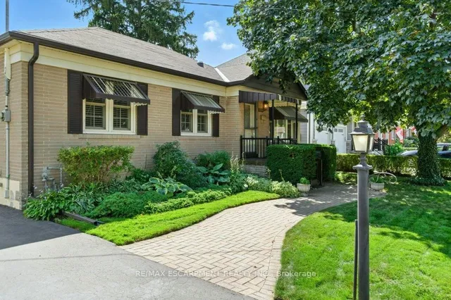 Additional image 3 of 2230 Courtland Dr