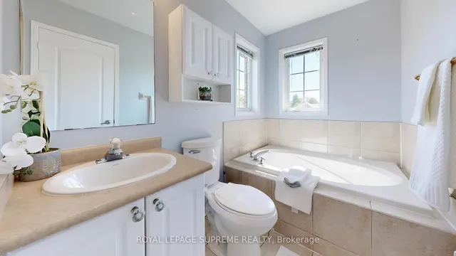 Additional image 27 of 32 Flatfield Terr