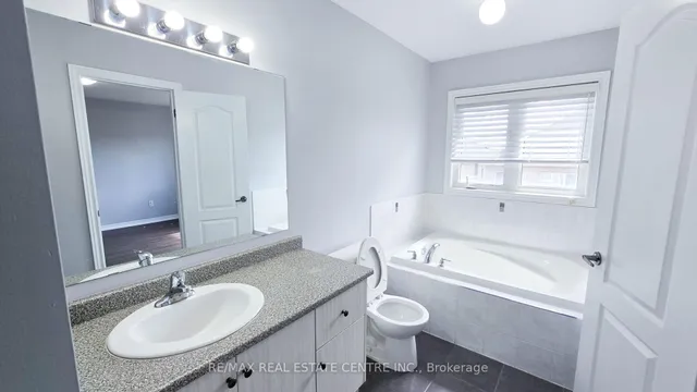 Additional image 33 of 19 Lackington St