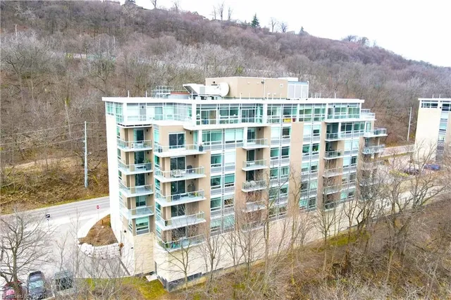 Additional image 34 of 479 Charlton Ave Unit 408