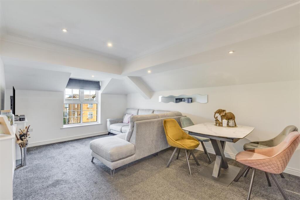 Additional image 2 of Beaumont House, Cole Green Lane, Welwyn Garden