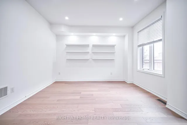 Additional image 6 of 422 Belcourt Common