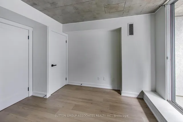 Additional image 20 of 1029 King St Unit 213