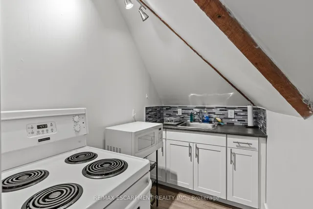 Additional image 5 of 181 West Ave